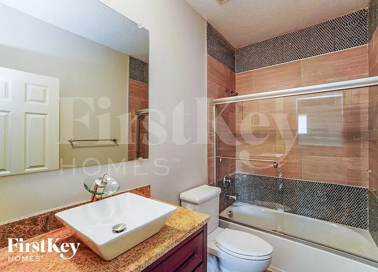 5620 Cardin Blvd — Photo 12