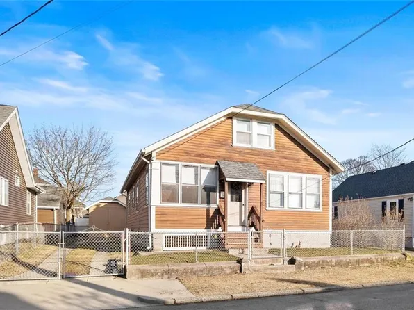 93 Rosemont Ave, Pawtucket, RI 02861