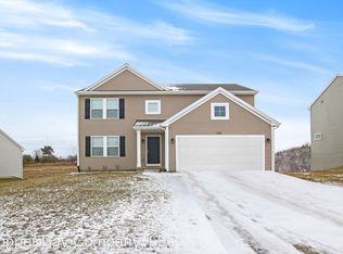 759 View Pointe Dr, Middleville, MI 49333