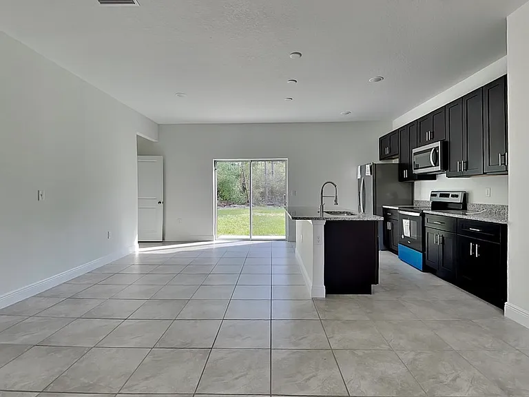 560 Marion Oaks Blvd — Photo 5