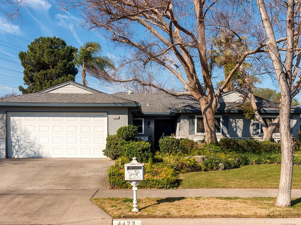 1st image of 4423 N Hacienda Dr