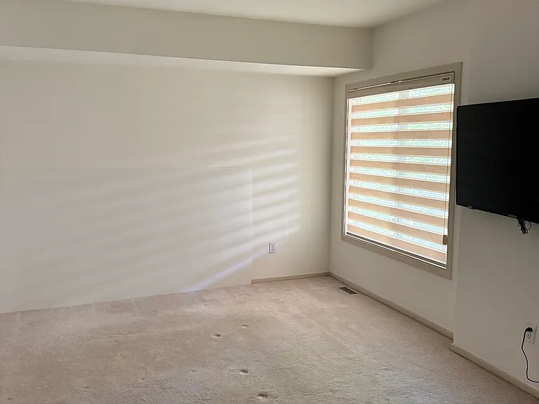 5850 W Mercer Way #A — Photo 10