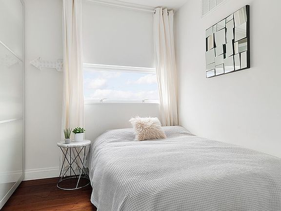 5th image of 185 Ocean Ave APT 7C
