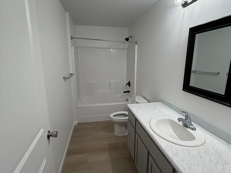 1344 Theo Way — Photo 11
