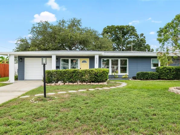 5685 36th Ave N, Saint Petersburg, FL 33710