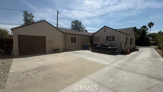 3rd image of 9459-9461 Daines Dr