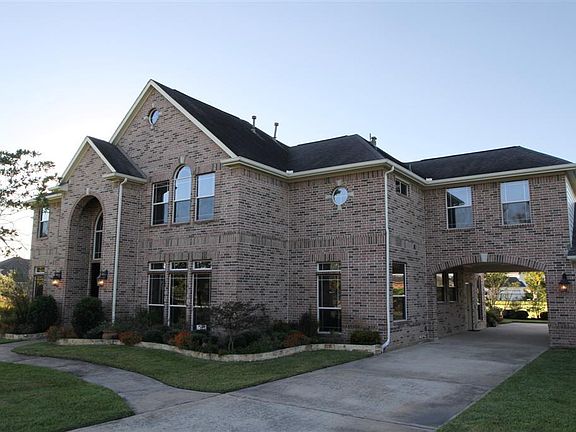 2nd image of 4434 Pine Landing Dr