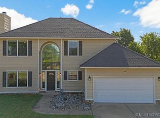 2025 S Aster Ave, Broken Arrow, OK 74012