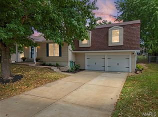 37 Ann Dr, Saint Peters, MO 63376