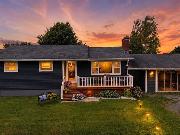 13 3rd Ave, Florence, NS B1Y 1S1