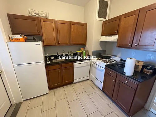 12 Farrington Ave #2T Photo 1