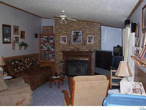 5th image of 225 Seneca Dr
