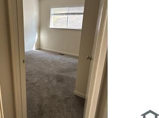 420 Lewis Ln, Pacifica, CA 94044