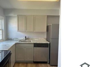 3705 Clarks Ln, Baltimore, MD 21215