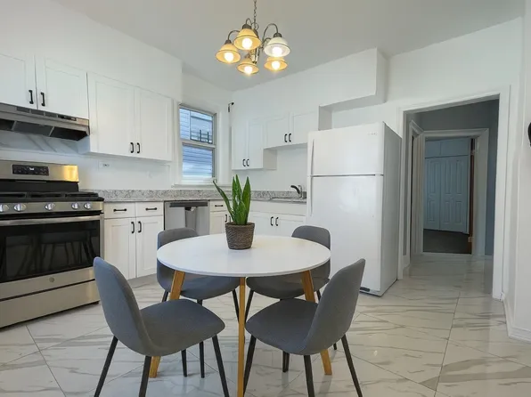 304 Fulton Avenue image 5 of 31