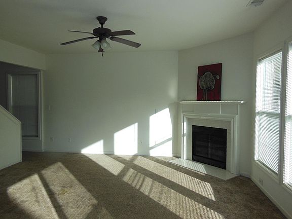 4th image of 3372 Briaroak Dr