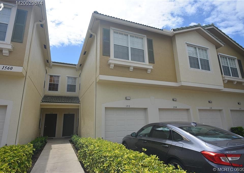 1st image of 1560 SE Hampshire Way APT 103