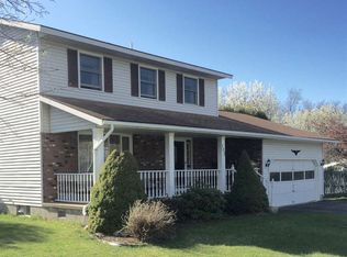 102 Peyton Rd, Schenectady, NY 12303