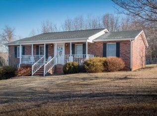 129 Clark Ln, Bristol, TN 37620
