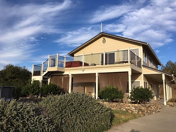 Front view of home