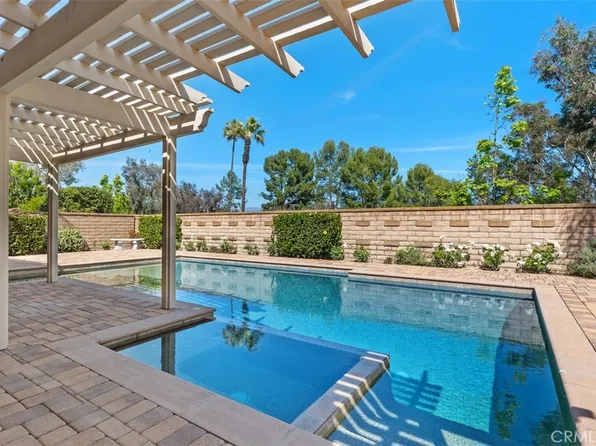 27048 Santa Susana Cir, Mission Viejo, CA 92691