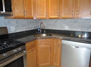 8418 Little Neck Pkwy FL 2, Floral Park, NY 11001