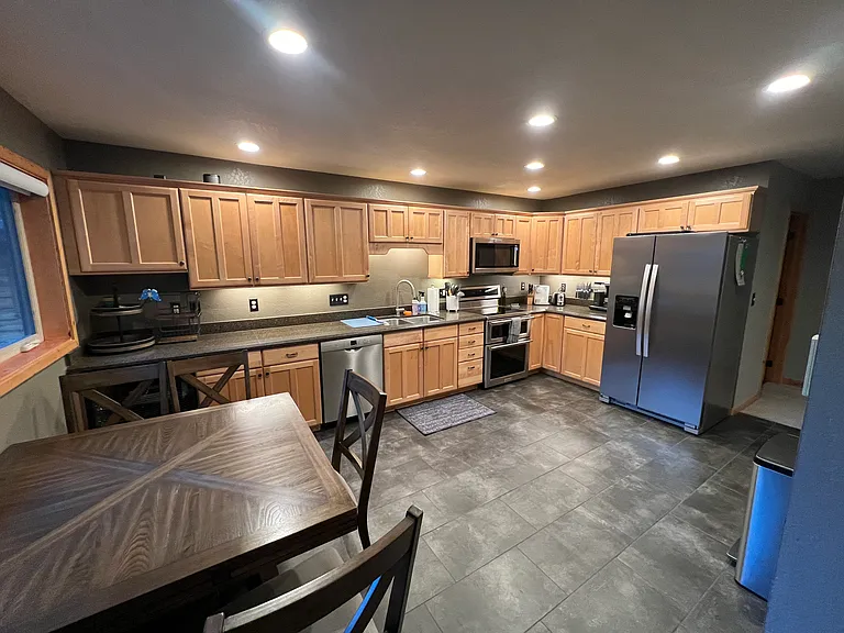 83 Larkspur Ln #B — Photo 17