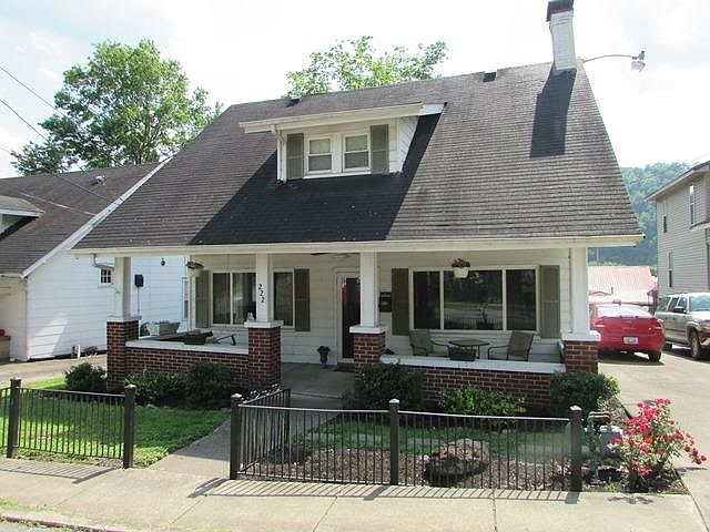 1st image of 222 S Highland Ave