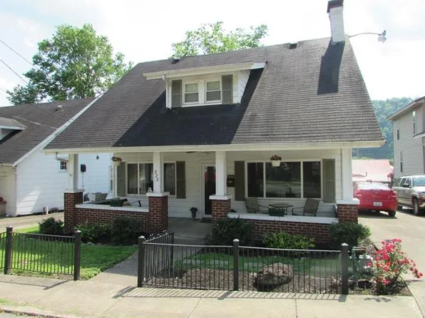 222 S Highland Ave, Prestonsburg, KY 41653