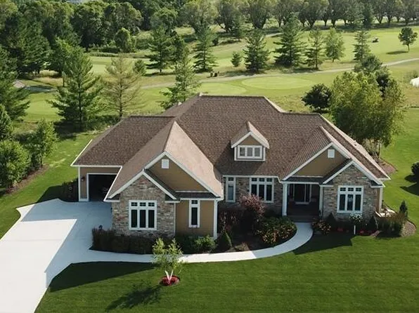 251 Settlers TRAIL, Sheboygan Falls, WI 53085