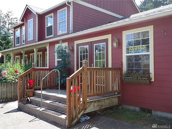 2nd image of 6920 233rd Street Ct E