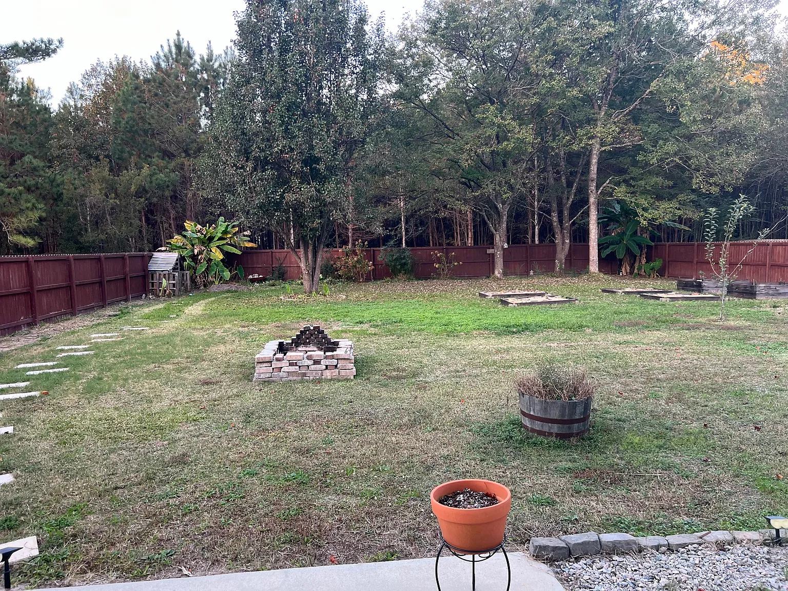 3 bed, 2.5 bath, 1648 sqft, $1,975 — Photo 3