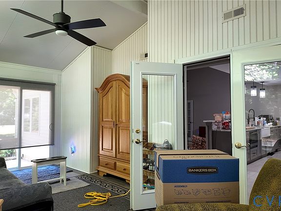 4th image of 209 Quest Ct