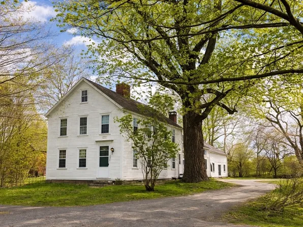 130 West St, Hadley, MA 01035