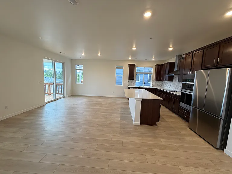 609 103rd Ct SE — Photo 15