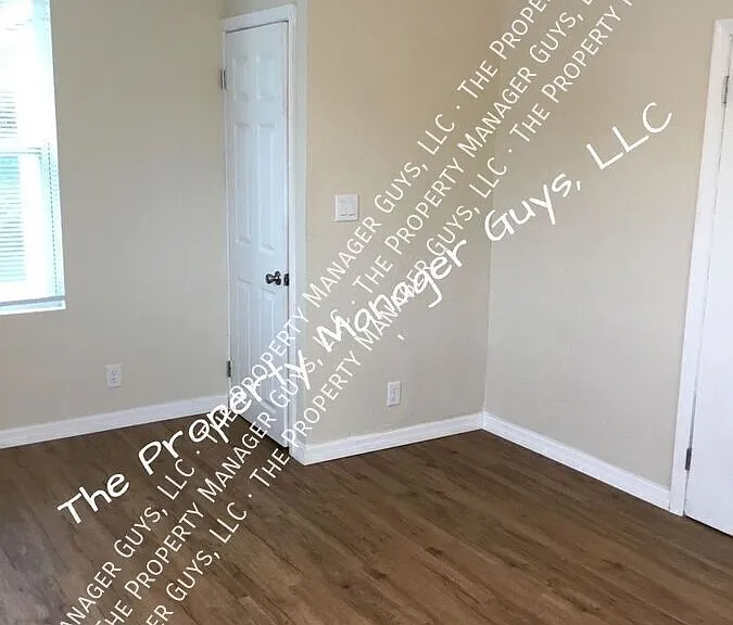 119 S Grove St #A — Photo 13