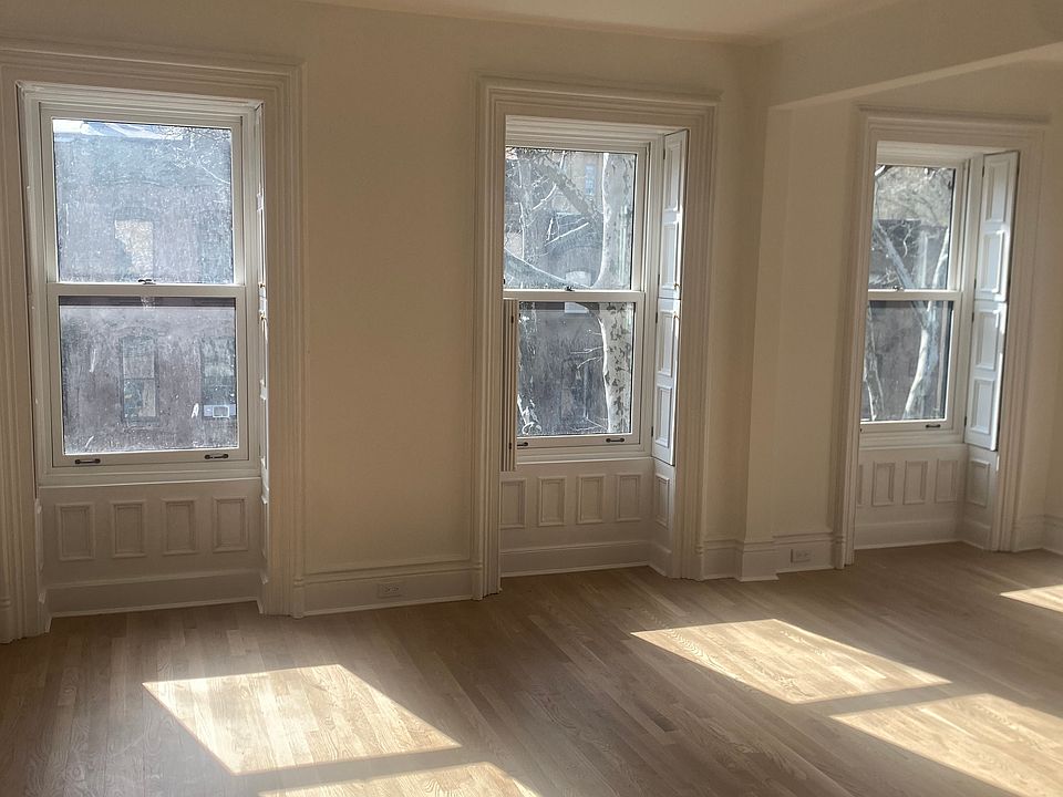 1st image of 27 S Portland Ave APT 5