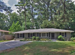 1090 Willivee Dr, Decatur, GA 30033