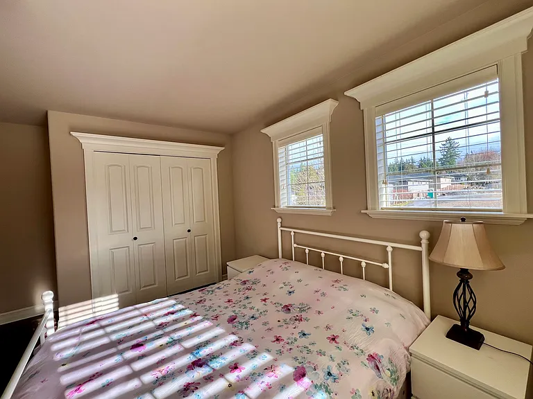 12326 NE 102nd Ln — Photo 14