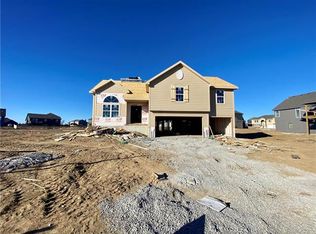 5012 NE 103rd Ct, Kansas City, MO 64156