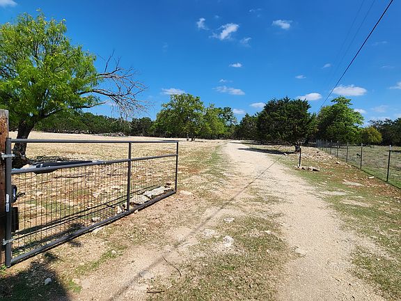 4th image of 140 River Ranch Rd