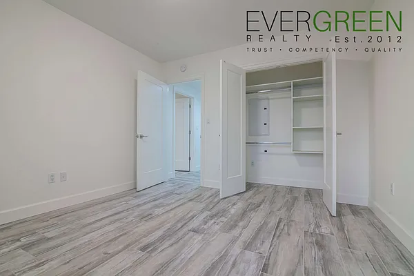 Rented by ERNY LLC | media 13