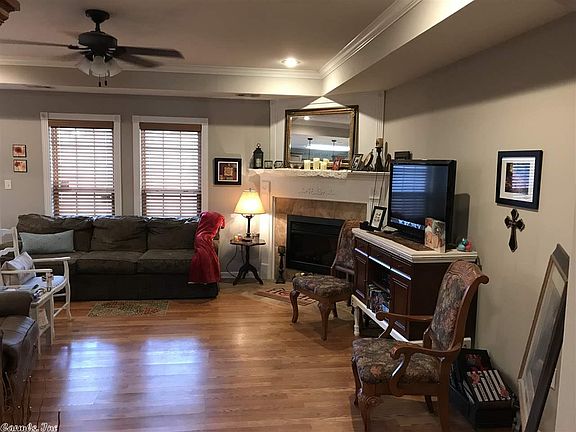 2nd image of 3327 Moss Creek Dr