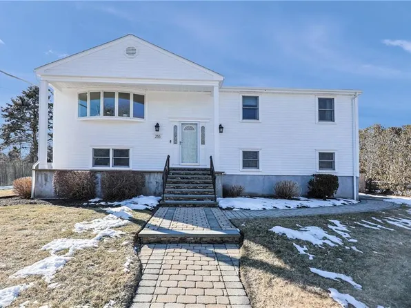 255 Pamela Dr, Swansea, MA 02777