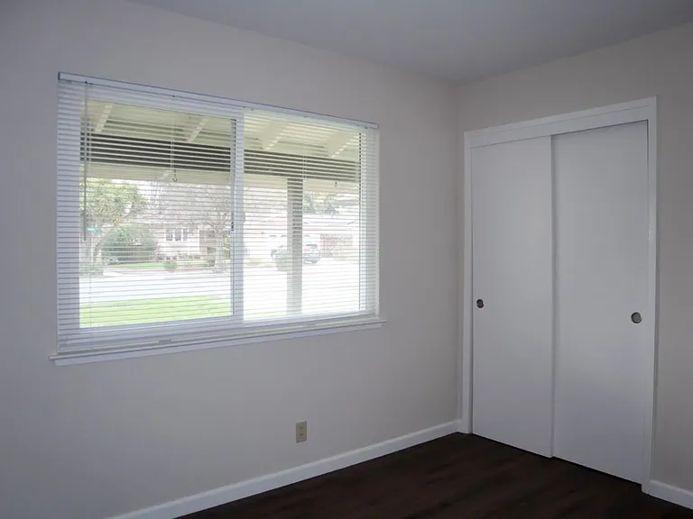 37051 Shasta St — Photo 12