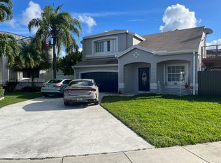 9953 SW 154th Ct, Miami, FL 33196