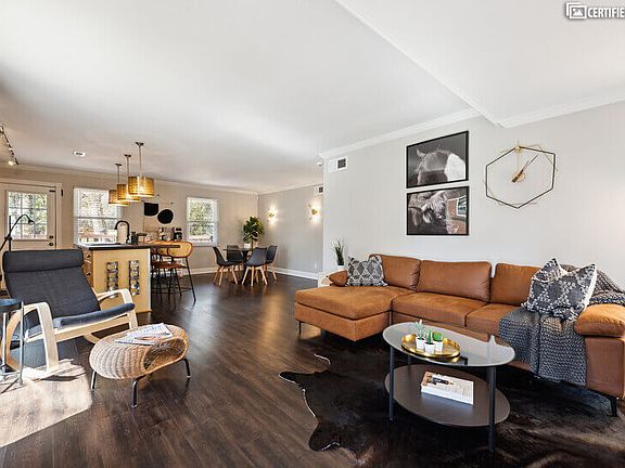 Fully furnished home rental in Charlotte NC