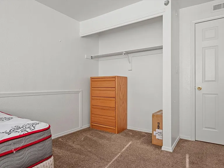728 W 1720 N #319 — Photo 12