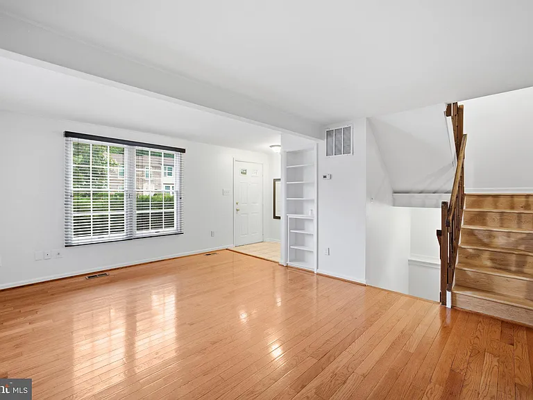 7998 Tyson Oaks Cir — Photo 5