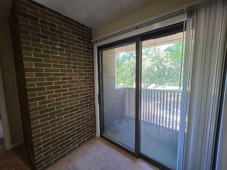 717 Botetourt Gdns — Photo 22